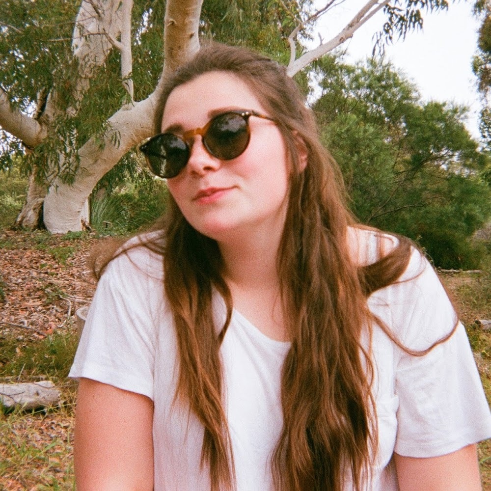 Meet your Posher, Isabel